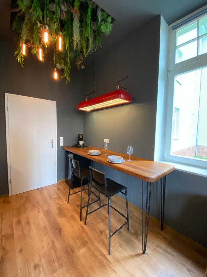 Tropisches Loft Mit Privatem Garten Magdeburgo Exterior foto